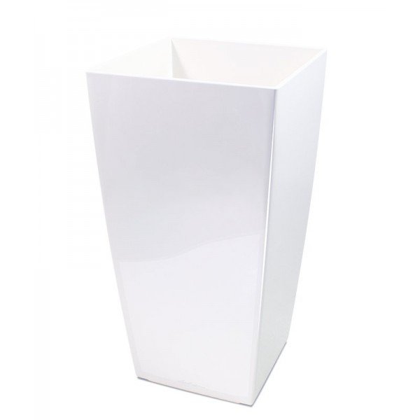 stootvast en bovendien zowel binnen als buiten te gebruiken. De Lechuza Cubico serie is leverbaar in de maten: - 30x30x56 cm