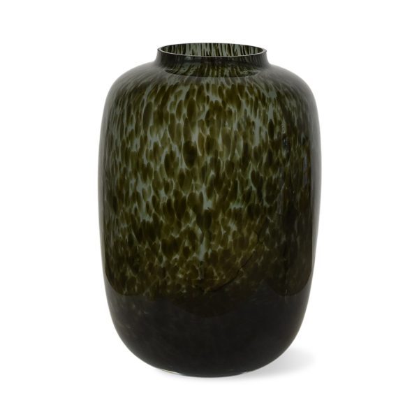 Deze vaas schittert in iedere woonkamer. Zelfs zonder kunstbloemen boeket steelt de vaas nog de show.