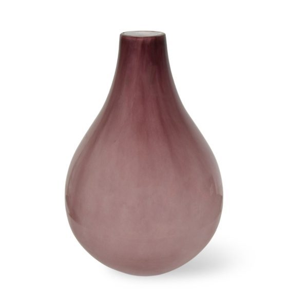 De oud roze vaas van Zzing brengt een vintage look in uw interieur. Kiest u voor bladtakken of een mooi boeket? Allebei de opties zullen schitterend staan!