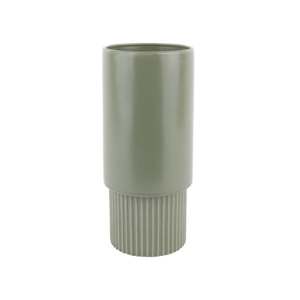 Plantenpot Ribbed high is een stijlvolle keramieken plantenpot die u zeer makkelijk kunt combineren met andere potten en vazen. Deze minimalistische keramieken pot is in een strak jasje gehesen en is van mat keramiek gemaakt wat hem een robuust uiterlijk geeft. Shop de pot in drie verschillende maten en drie verschillende kleuren. Zwart