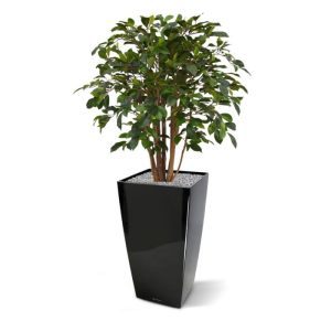 Nieuw is deze uiterst natuurgetrouw nagemaakte kunstzijden Ficus