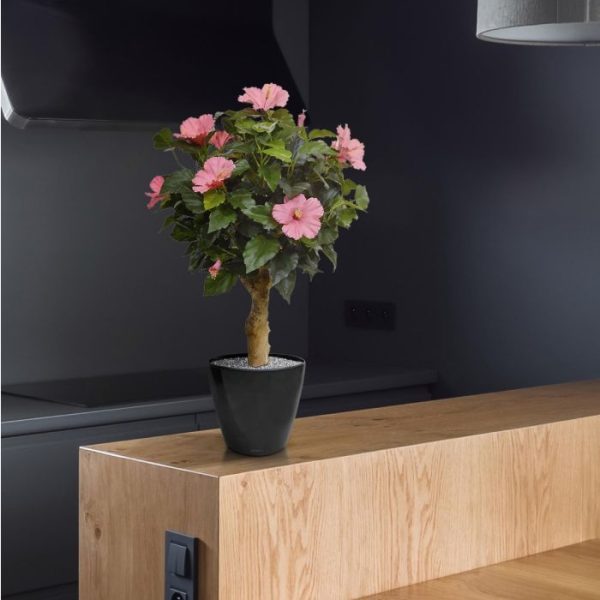 Hibiscus-kunstplant-65-cm-op-voet-cerise-4 Hibiscus kunstplant 65 cm op voet cerise 4