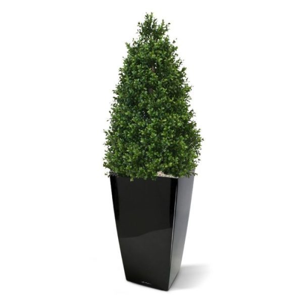 Kunst Buxus Tower 110 cm UV Deze Buxus Tower is gemaakt van een hoogwaardig pvc. Daardoor is deze UV bestendige kunstboom ideaal om buiten mooie decoraties mee te maken. De vernieuwde versie is met name door zijn kleur en nieuwe blaadjes bijna niet meer van de echte Buxus te onderscheiden! De Tower