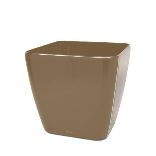 geschikt voor bomen vanaf 220 cm; Voor de kleinere planten kunt u kiezen uit de maten: 28x28x26 cm en 21x21x20 cm Bovendien is de gehele Lechuza serie leverbaar in een groot scala aan kleuren