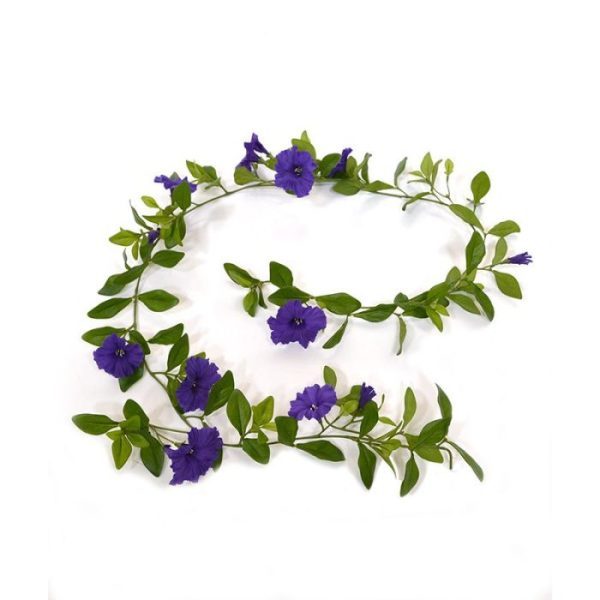 Petunia-Guirlande-Deluxe-180-cm-paars-3 welke vaak wordt gebruikt in restaurants en catering industrie. De lengte van de natuurgetrouw nagemaakte Petunia slinger is ongeveer 180 cm