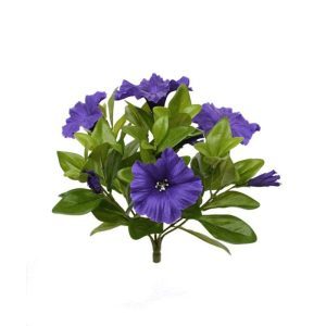 Dit Petunia boeket in deze kleur is perfect te gebruiken als onderdeel van een boeket of om plantenbakken mee op te steken. Door de praktische opbouw kunt u eindeloos variëren. Gaat u voor een boeket in een vaas op tafel of een overdadige bloemenzee in een enorme plantenbak als afscheiding? Het boeket bestaat uit zes takken met ieder minimaal 13 blaadjes en kunstzijde bloemen die niet van echt te onderscheiden zijn. Zo kunt u de nerven van de bladeren en de delicaat geweven bloemblaadjes zien en zelfs voelen. Dit Petunia boeket is ongeveer 23 cm hoog (inclusief steel) en wordt standaard als los boeket geleverd. Dit duurzame kunstboeket is geheel van kunststof gemaakt voor een nog betere natuurgetrouwheid. Dit boeket Petunia is ook verkrijgbaar in de kleuren roze en crème en ook in een kweekpotje of als hangplant en guirlande.