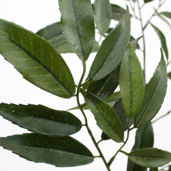 Deze Shirakashi Tak dient als basis product voor vele mogelijkheden en uitvoeringen. Standaard wordt deze kunsttak los geleverd