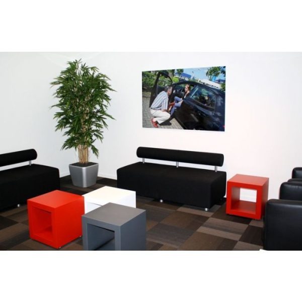 Groene kunstbomen 210 cm en 240 cm.