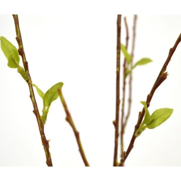 maar is ook bijzonder geschikt om te verwerken in grote kunst bloemstukken en boeketten. De kunsttak is gemaakt van een hoogwaardige pvc soort