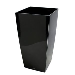 geschikt voor bomen vanaf 250 cm. Voor kleinere planten kiest u de 22x22x41 cm. De gehele Lechuza serie leverbaar in een groot scala aan kleuren