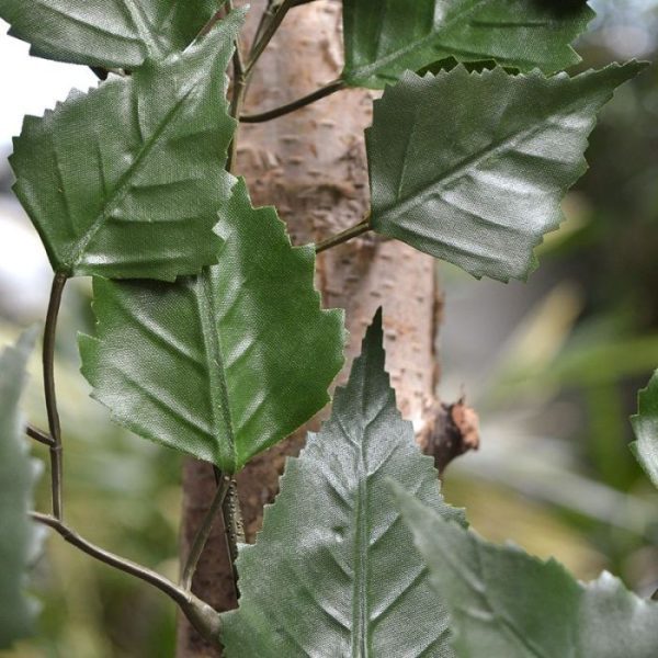 Kunstbloemen dus vraag ons gerust om advies! De materialen van dit product zijn bovendien brandvertragend